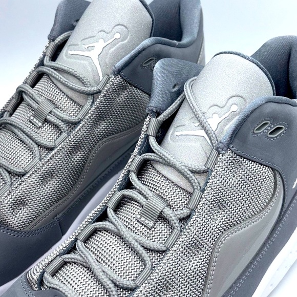 Jordan Max Aura 2 Medium Grey - Men’s Size 11, 11.5 - Picture 9 of 12